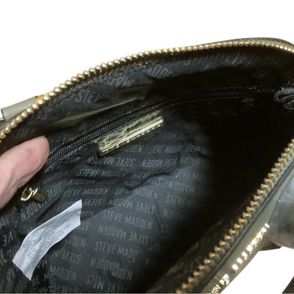 STEVE MADDEN FAITH PURSE IN OLIVE GREEN. GREAT STARTER PURSE AND GIFT - Picture 5 of 5